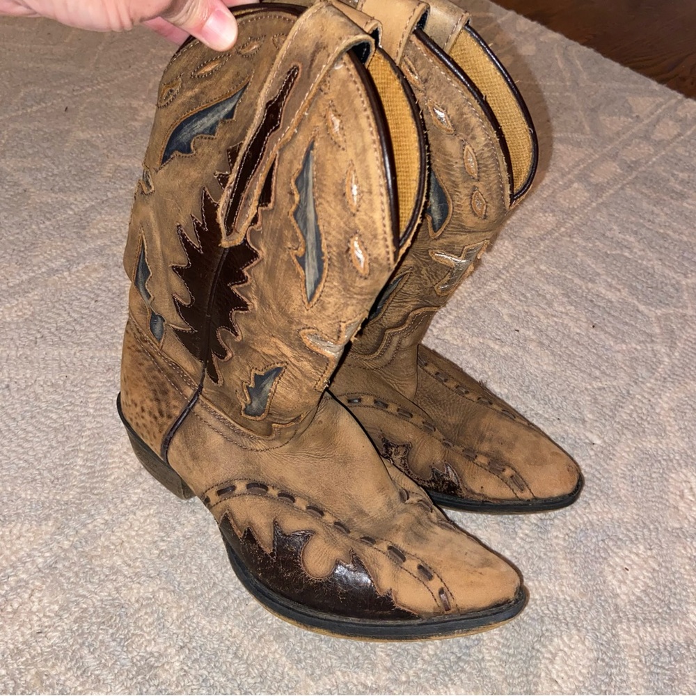 Dan Post Girl’s 3.5 Brown Tan Leather Cowboy Boots Silver Cross Detail rodeo